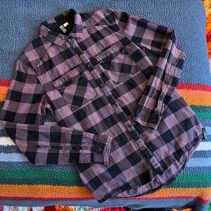 Lightweight Plaid Cotton Button-up Shirt